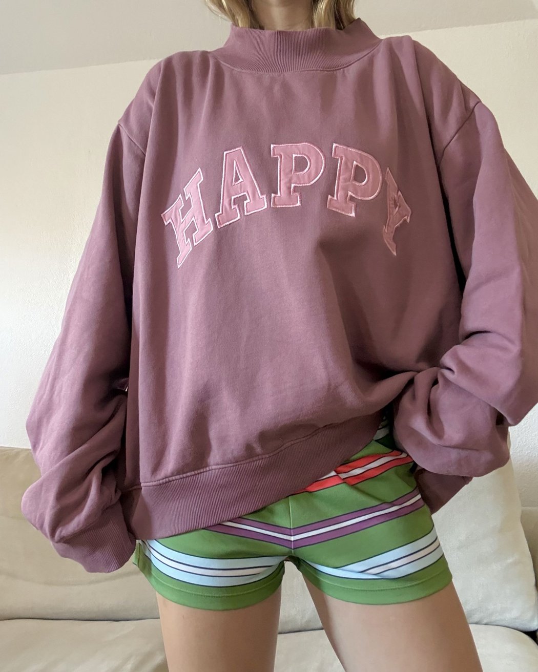 Cozy HAPPY, head to toe